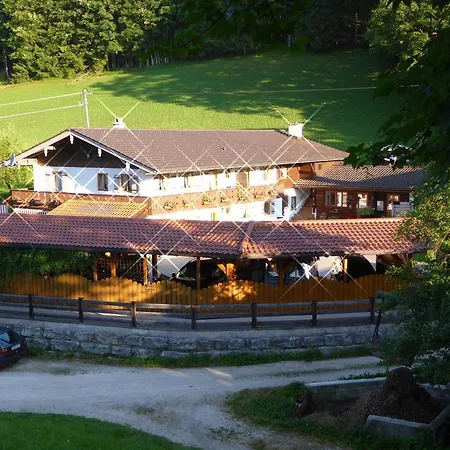 Berghof Punzenlehen Διαμέρισμα